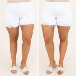 Friyay Shorts, White -VogueBabe Store 11 02a12679 f637 4cb1 9f36 e3513f3ea27a