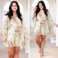 Twisted Memories Romper, Light Green -VogueBabe Store 14 e48cc34c 61c7 447f 9e06 b2044103ca33