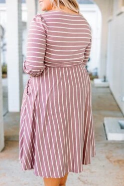 Holding Hands On The Boardwalk Dress, Mauve -VogueBabe Store 1B0A8545 EDIT