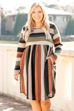 Thinking Of The Past Dress, Olive-Black