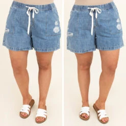 Catch The Tide Shorts, Denim Blue -VogueBabe Store 1 58998e29 089a 4730 a4e5 3592256f10c6
