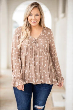 What The Day Brings Top, Mocha