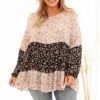 Happy Together Top, Ivory-Black -VogueBabe Store 373A5117 31f3ae5c 61ff 482a b5ec a3607197d778