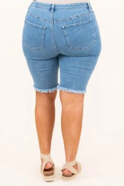 Nighttime Drive Shorts, Light Wash -VogueBabe Store 4 30 7799