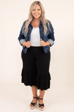 Sass And Flare Capris, Black -VogueBabe Store 5 25 9863