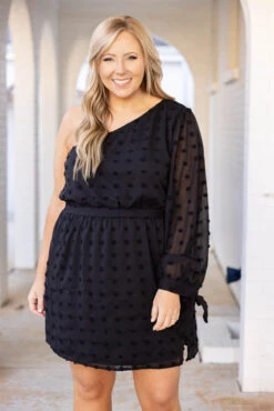 A True Beauty Dress, Black