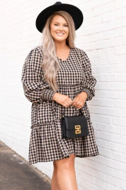 Wonder No Further Dress, Black