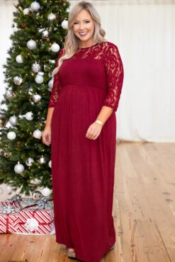 Looking Elegant Maxi Dress, Burgundy