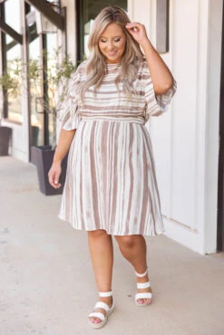 Tea Has Been Spilled Midi Dress, Mocha -VogueBabe Store 5E1A1989 Edit