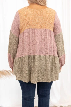 Nostalgic Heart Top, Mustard -VogueBabe Store 5E1A2397 53f2b924 e8a2 43b9 a0ae d1ec495bd0d9