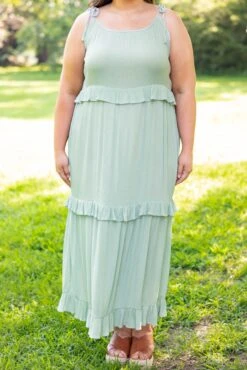 Admire Your Beauty Dress, Sage -VogueBabe Store 5E1A2738