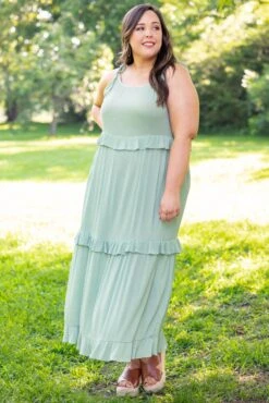 Admire Your Beauty Dress, Sage -VogueBabe Store 5E1A2741