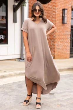 Crossroad Ahead Dress, Light Brown -VogueBabe Store 5E1A3812 Edit
