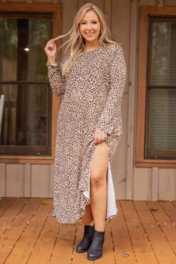 Making My Way Dress, Taupe