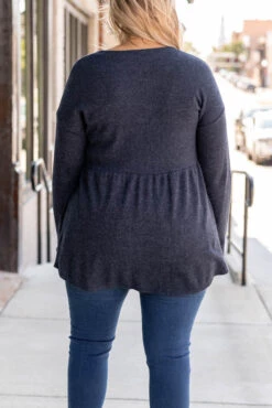 Train To The City Sweater, Navy -VogueBabe Store 5E1A7536 b8d02d62 8c8b 49bb 821c a6aa561a0bcd