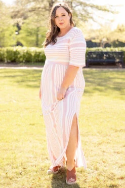 Stripe On Cue Maxi Dress, Pink -VogueBabe Store 5E1A9852 Edit