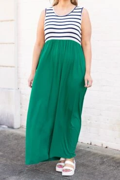 Cool By The Pool Maxi Dress, Kelly Green -VogueBabe Store CoolByThePoolMaxiDress KellyGreen 2