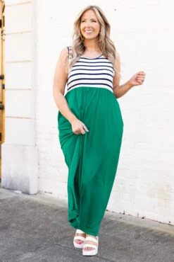 Front Page -VogueBabe Store CoolByThePoolMaxiDress KellyGreen 4