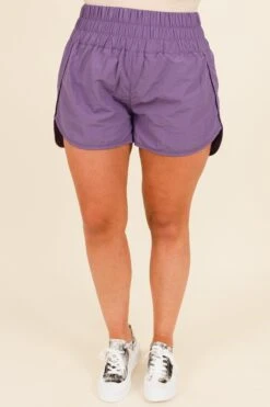 Feeling Motivated Shorts, Lilac Grey 11 Feeling Motivated Shorts, Lilac Grey -VogueBabe Store FeelingMotivatedShorts LilacGrey 4