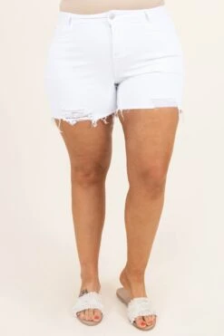 Friyay Shorts, White -VogueBabe Store FriyayShorts White 9970