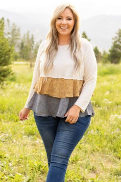 On The Right Side Top, Natural