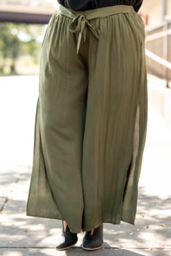 Subtly Sweet Pants, Olive -VogueBabe Store SubtlySweetPants Olive