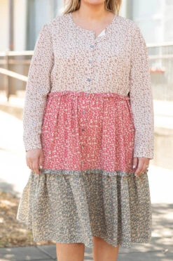 Surrounded By Flowers Dress, White -VogueBabe Store SurroundedByFlowersDress White 0494